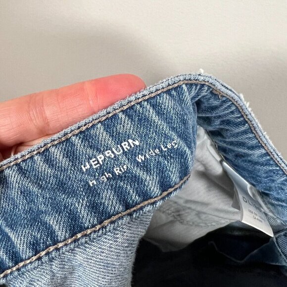 DL1961 Hepburn High Rise Wide Leg Jeans Size 26 Humboldt Light Wash Blue Ankle - Picture 4 of 9